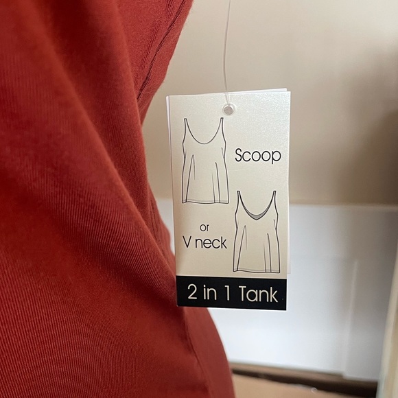 Versona 2 in 1 Tank - New, Size Large - Picture 4 of 5